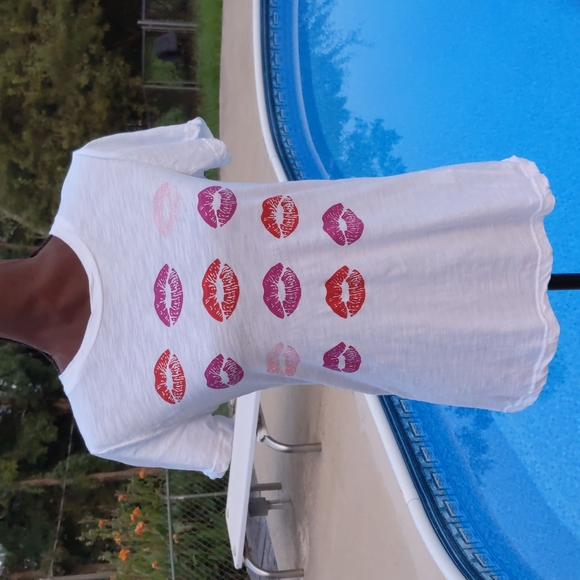 Built by Dreamers White Cotton TShirt with Shades - Picture 2 of 9